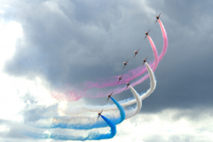 04-Red-Arrows-from-right