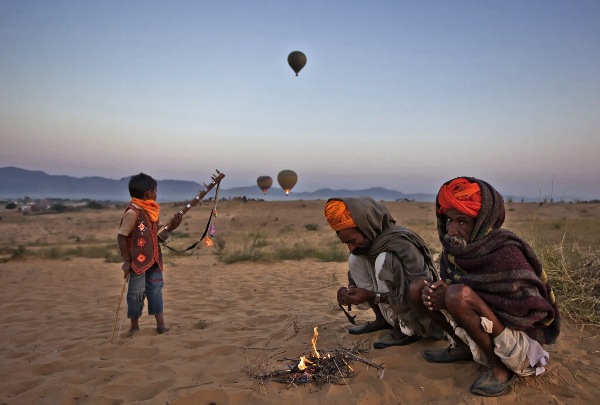 india_lopamudra-talukdar_day-begins-at-thar-desert_digital-phototravel_wpf-medal